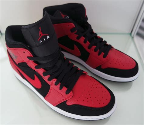 nike jordans rood zwart wit|air jordan 4 dames.